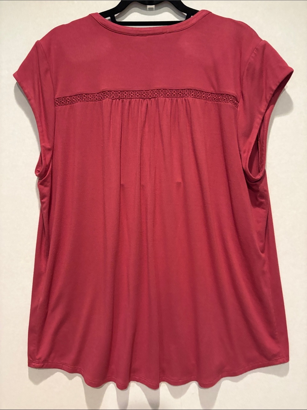 Daniel Rainn Namika Split Neck Knit Top. Blouse Dark Pink. - Picture 9 of 13